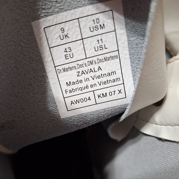 💎NWOB Dr. Martens "Zavala" White Combat Boots - Picture 2 of 14